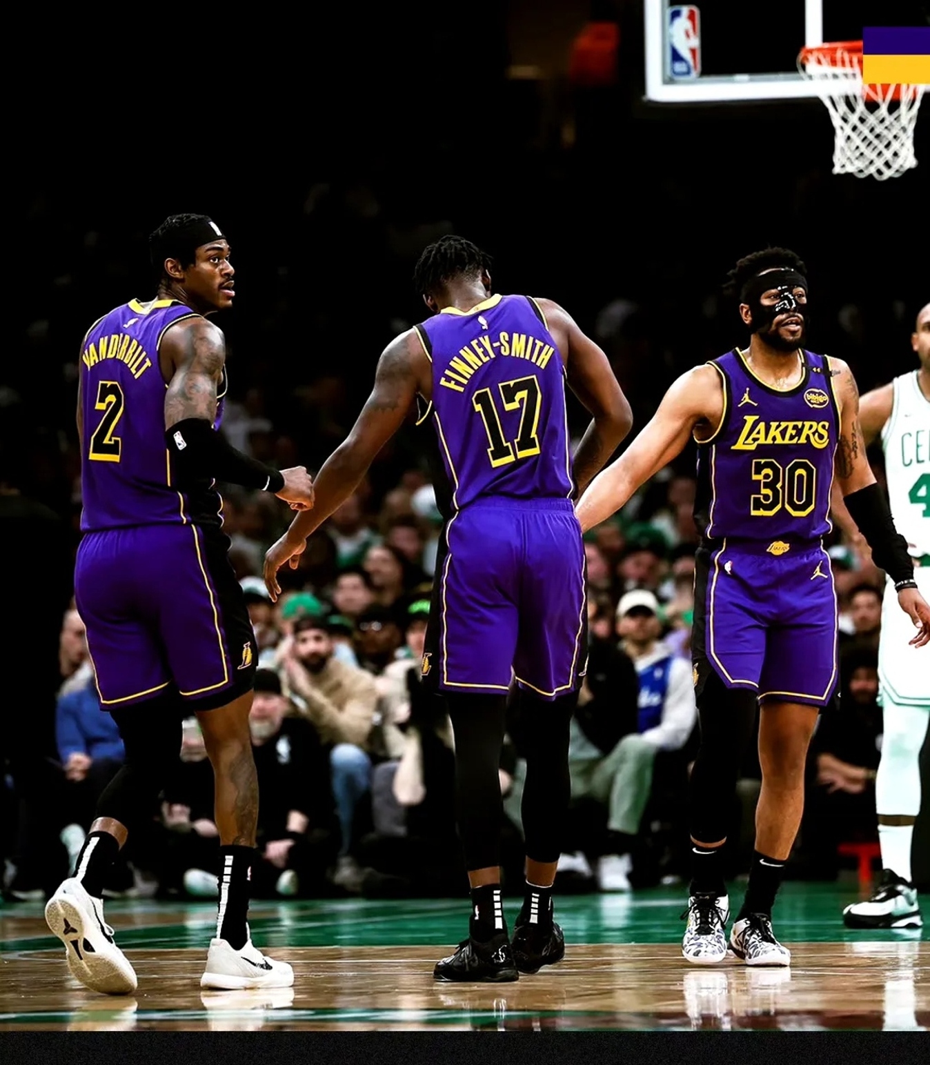 九游体育-湖人引发争议！，德布劳内官方宣布比赛局势复杂新规引发球迷热议(社会公德调查报告800字)